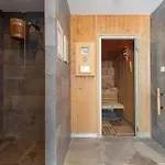 Apartment Osiedle Feniks Z Basenem & Sauna I Sala Zabaw By Renters