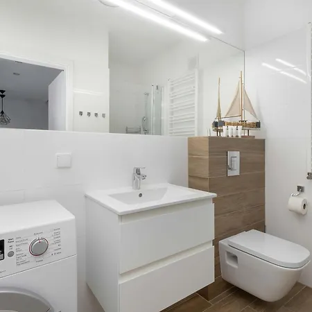 Osiedle Feniks Z Basenem & Sauna I Sala Zabaw By Renters Appartement Kołobrzeg