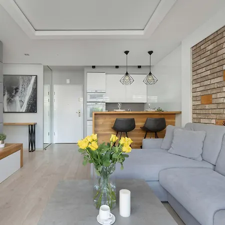 Апартаменты Osiedle Feniks Z Basenem & Sauna I Sala Zabaw By Renters Колобжег